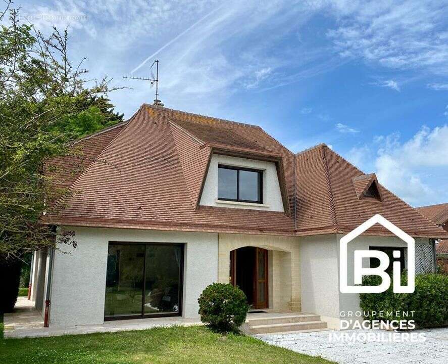 Maison à OUISTREHAM