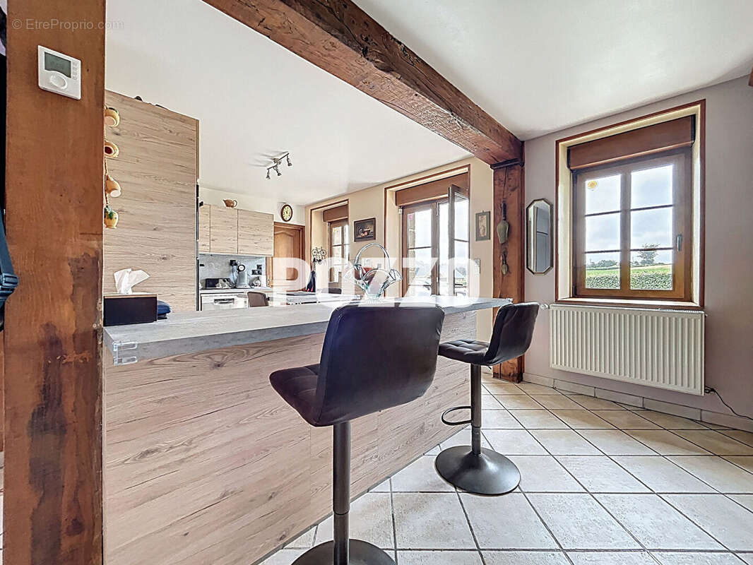 CHAMP DU BOULT - spacieuse maison au calme sur terrain de 7258 m² - photo 4
