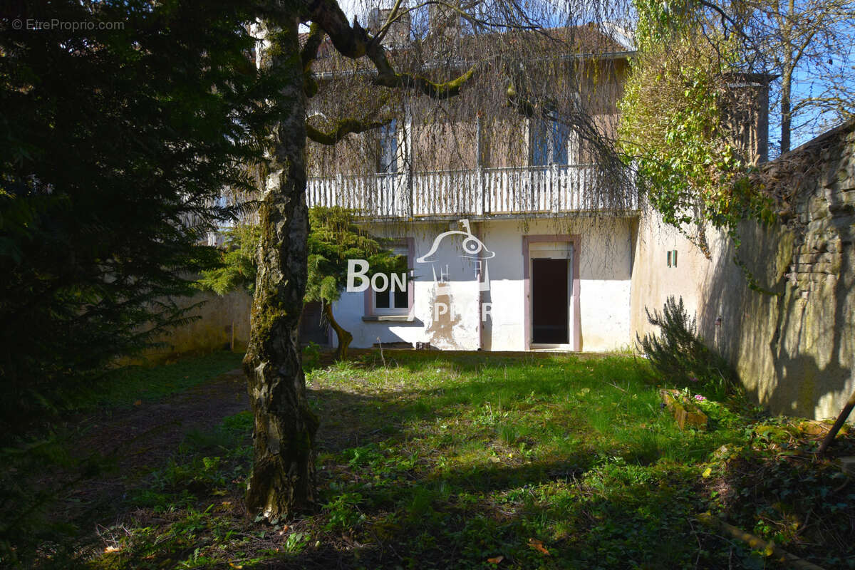 Appartement à SAINTE-MARIE-AUX-CHENES