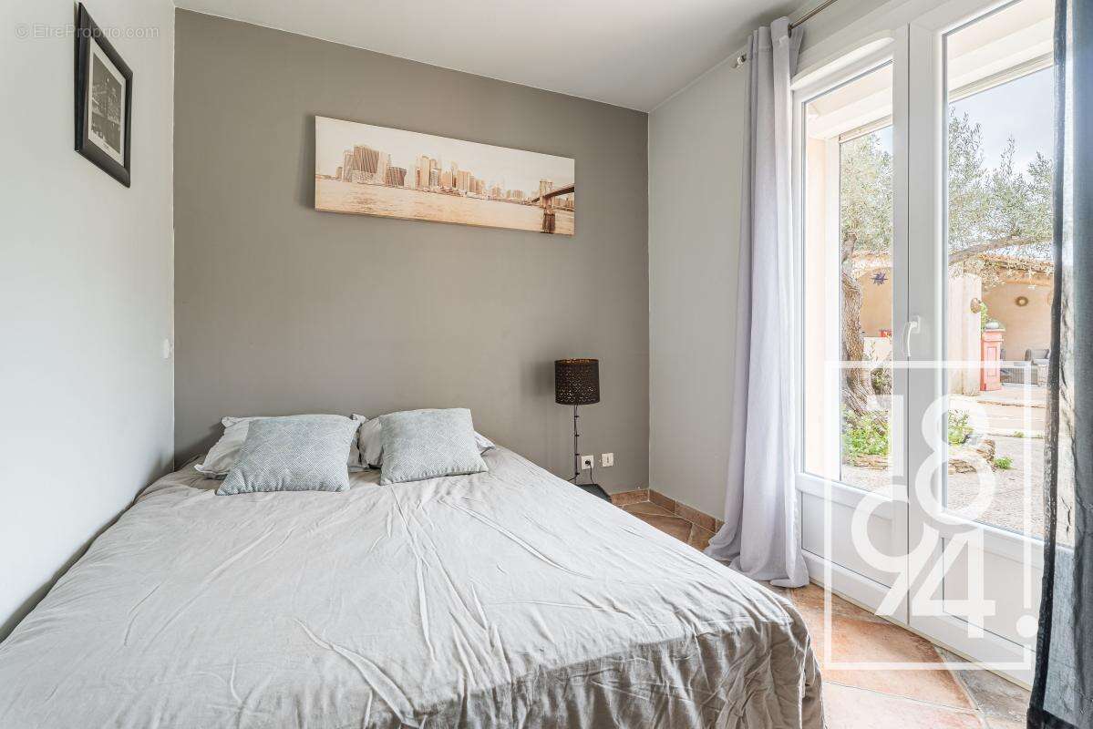Maison à LA CADIERE-D'AZUR