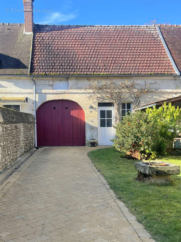 Maison à NOAILLES