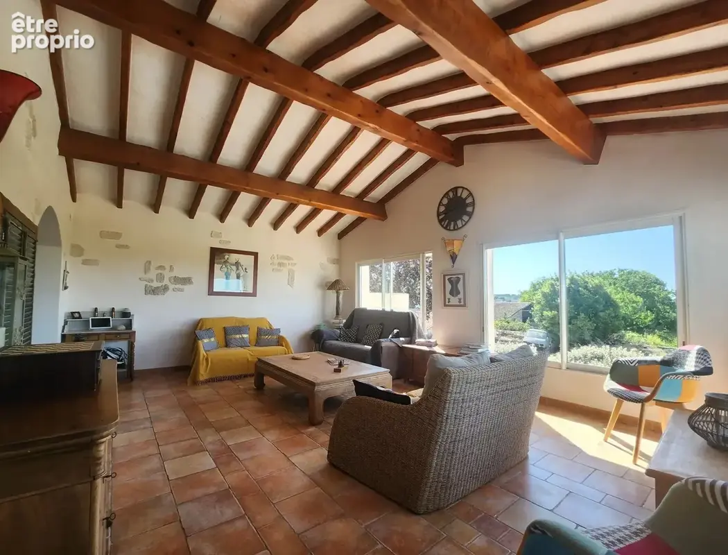 Appartement 375 m² à Saint-Augustin  - photo 5