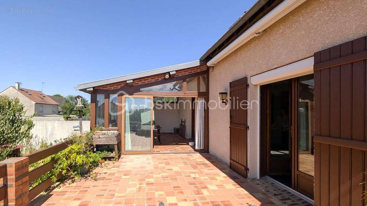 Maison familiale 4 chambres sous-sol total - ballainvilliers - photo 16
