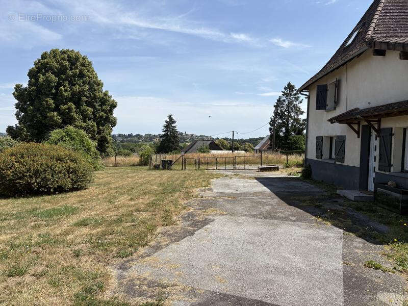 Mi-chemin Brive et Limoges, 5 mn accès autoroute A20 - photo 20