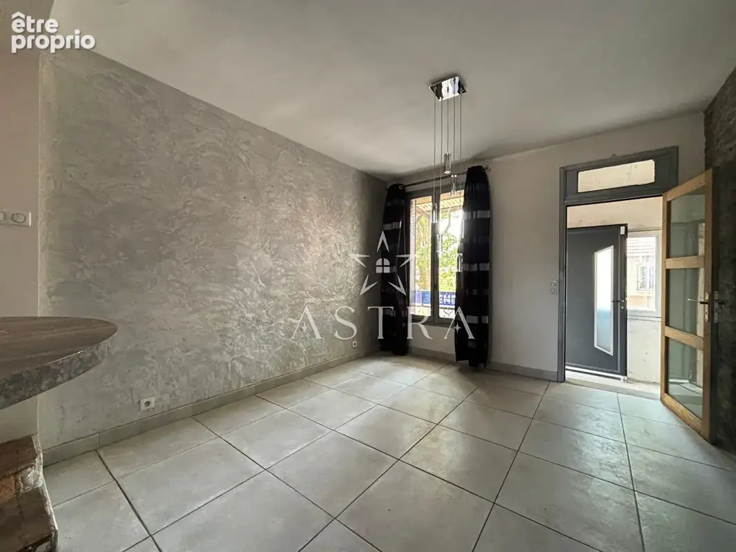 Mieux qu'un appartement, une maison de ville avec jardin - photo 2