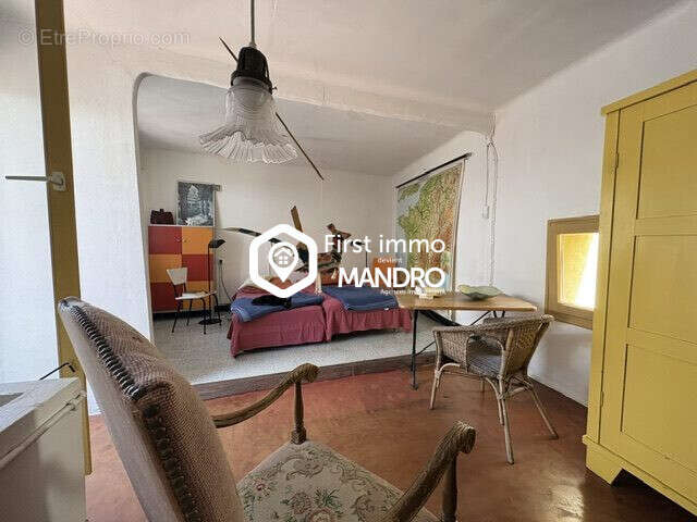 Maison à ESTAGEL