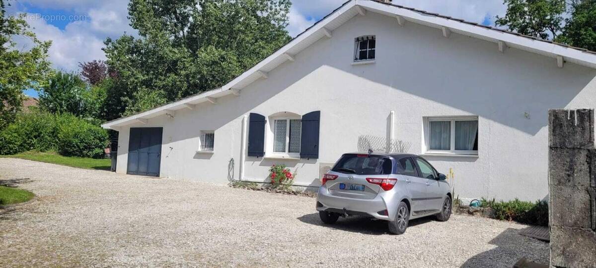 Maison à POMPIGNAC