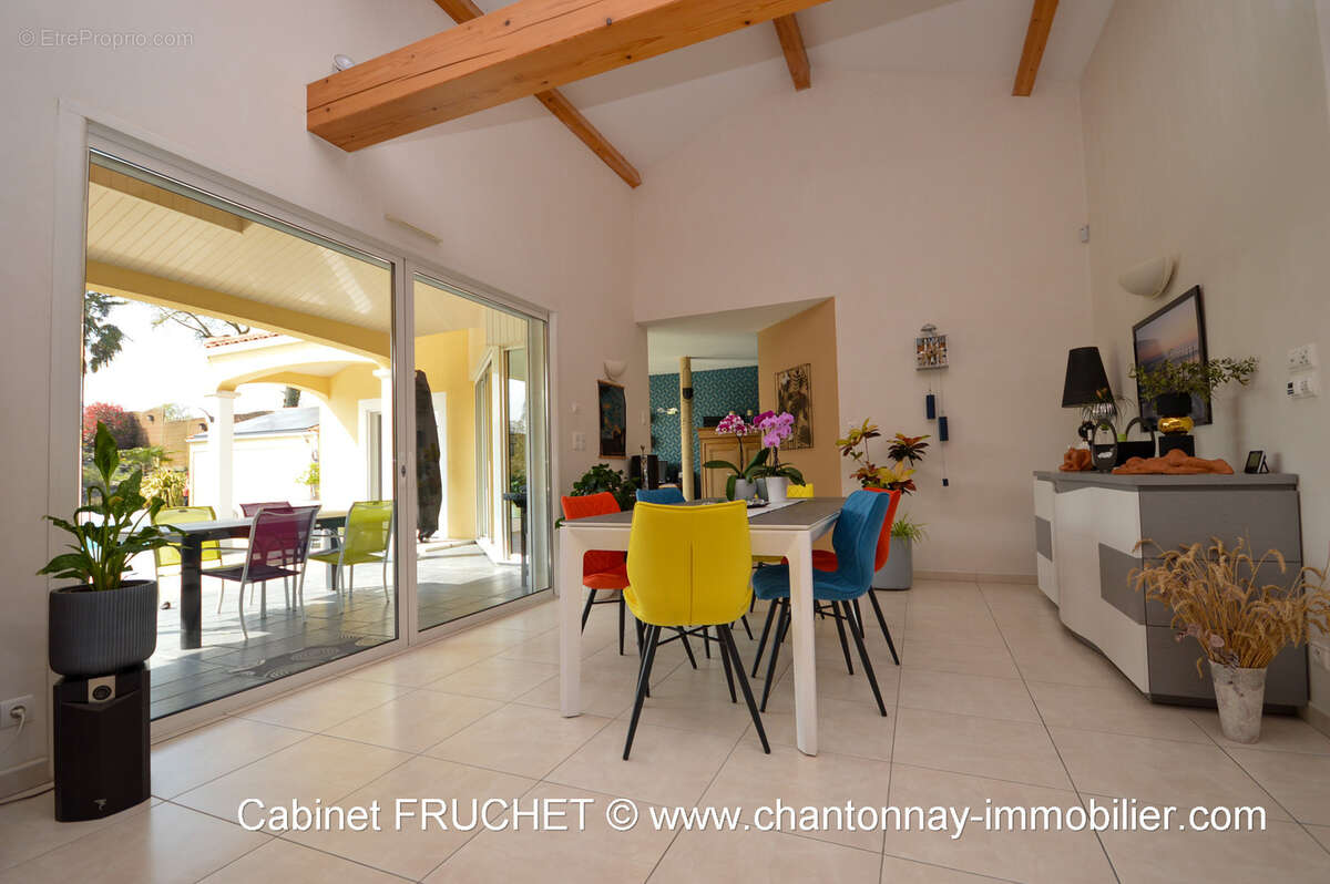 Maison à CHANTONNAY