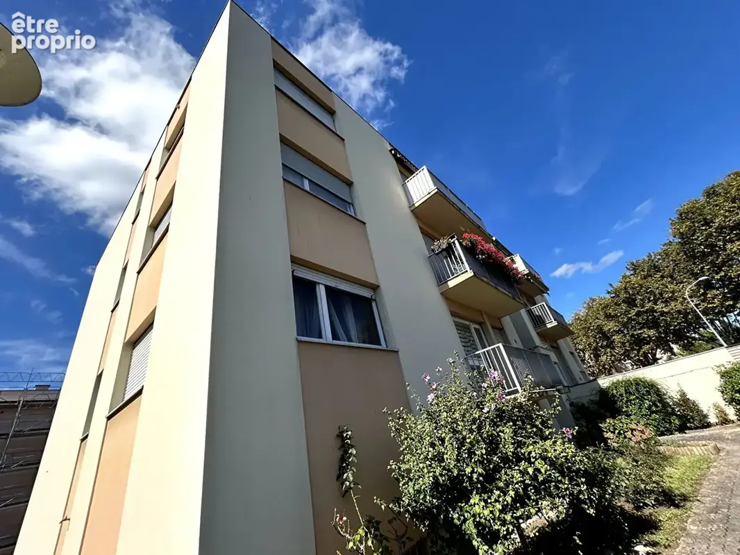 A SAISIR !!! APPARTEMENT LUMINEUX Balcon-Garage-Cave -Proche commodités_ - photo 5