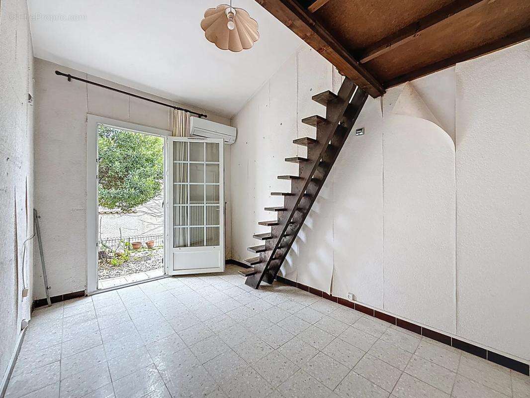 Maison à NIMES