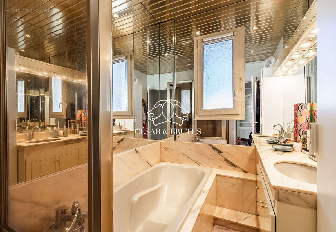 Appartement à LYON-7E