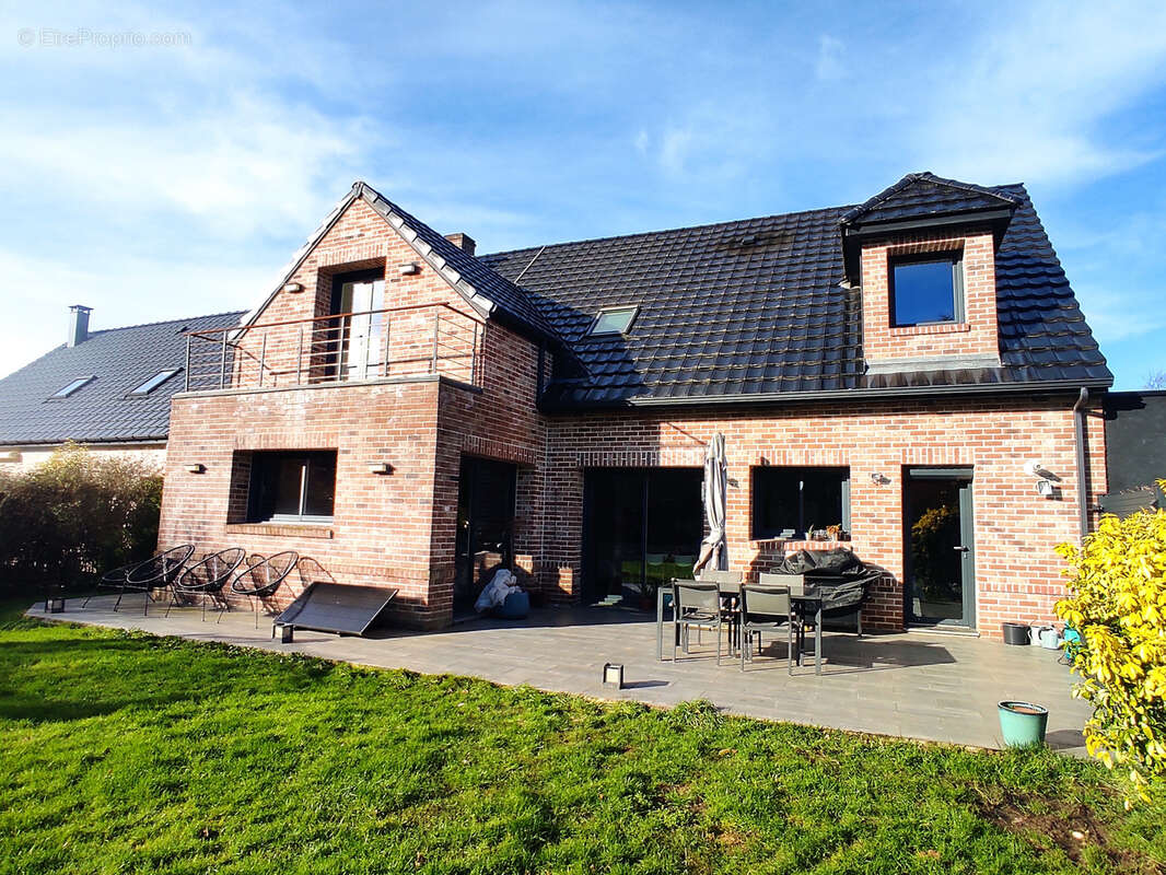 Libercourt : pavillon individuel semi plain-pied 160 m2 habitables  5 chambres+bureau - photo 7