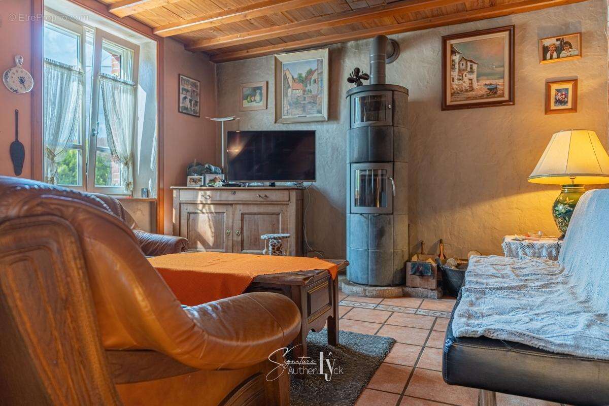 Maison 96 m² à Saint-Denis-Des-Murs  - photo 9