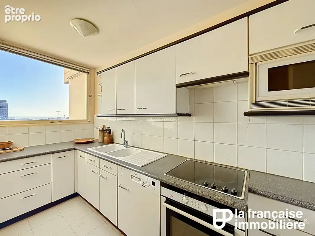 Appartement 5 pièces de 108.18 m² - Rennes Centre-Ville - Quartier du Colombier - balcons, cave et parking - photo 4