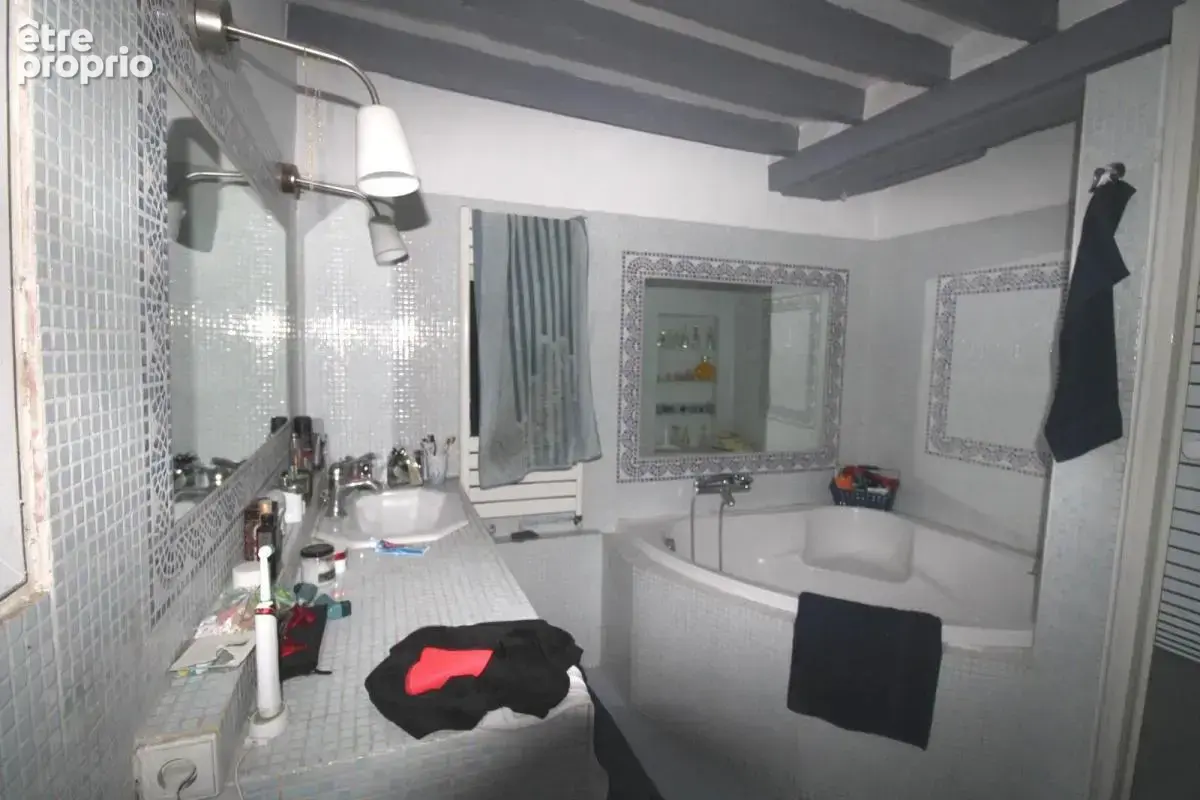 Maison 6 pièces 197 m² à vendre à Le Vaudreuil (27100) - photo 6