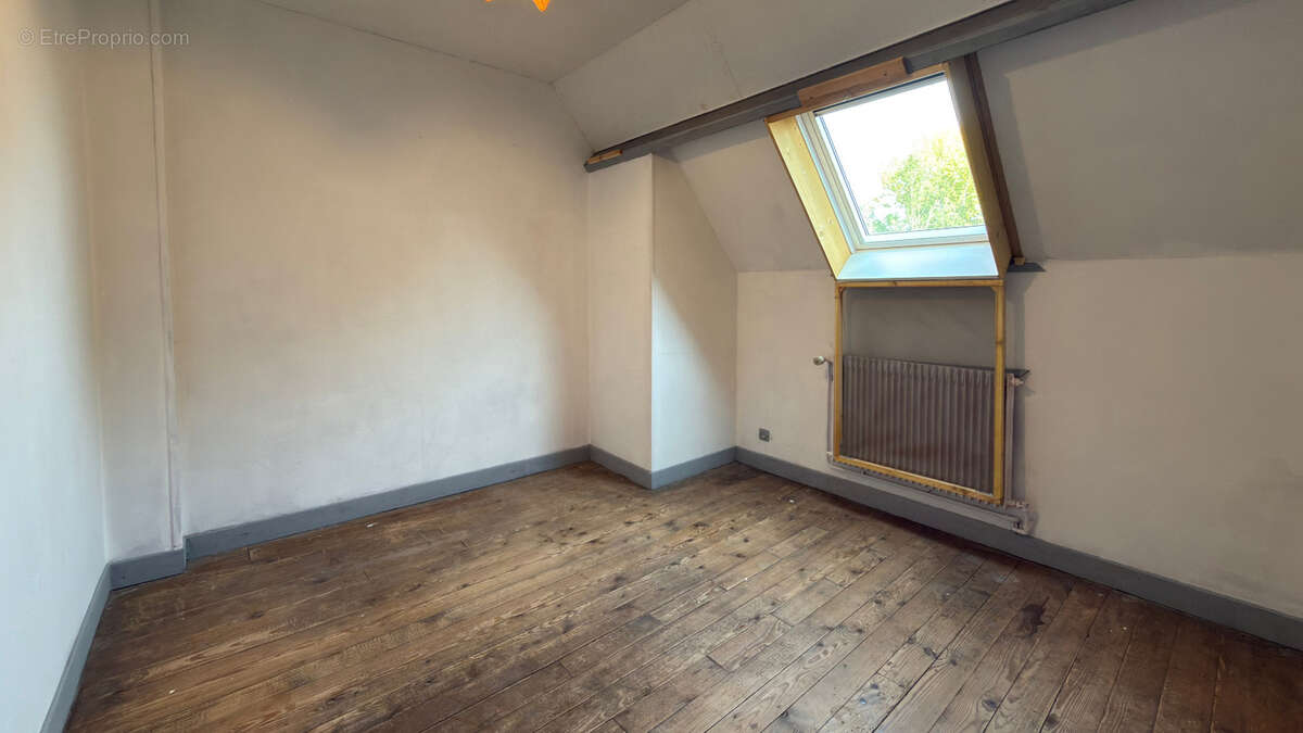 Maison à MONTIGNY-LES-JONGLEURS