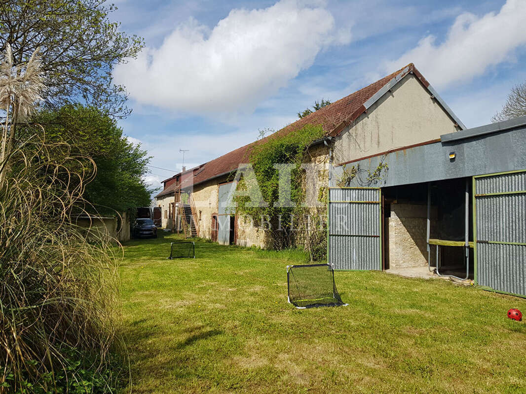Maison à LE MENIL-GUYON