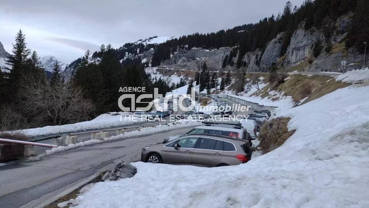 Parking à CLUSES