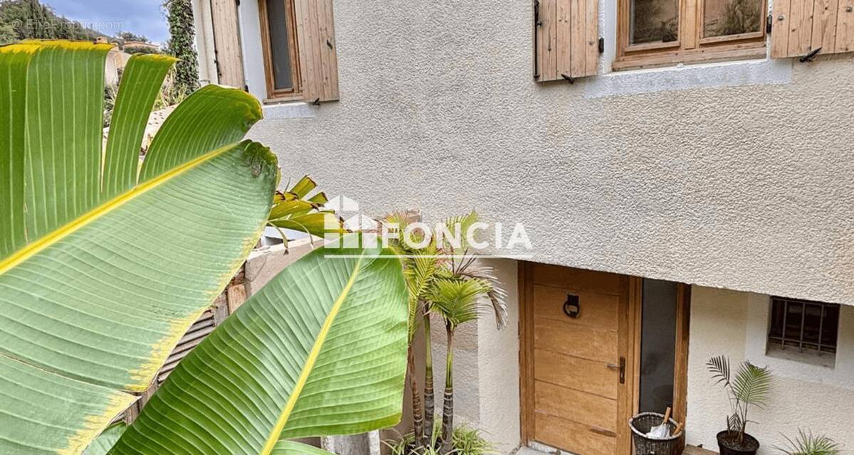 Maison à LA LONDE-LES-MAURES