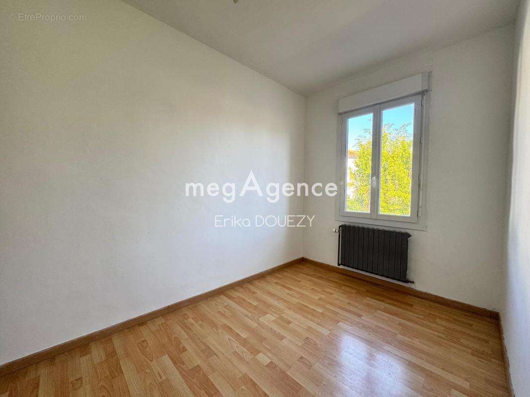 Maison 5 chambres 1 bureau, jardin, garage - photo 9