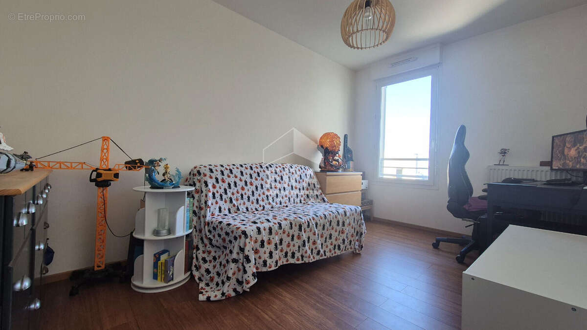 Appartement à BRIE-COMTE-ROBERT