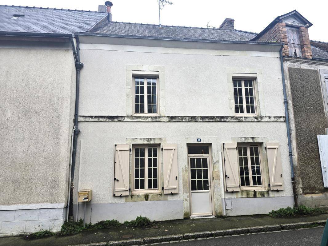 Maison à AUVERS-LE-HAMON