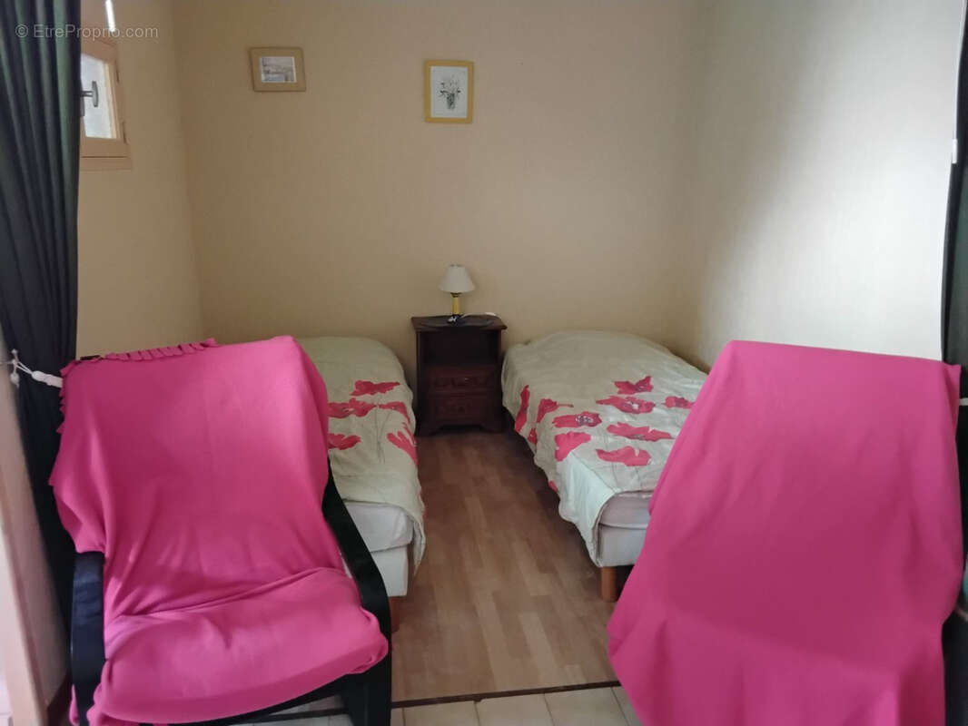 Appartement à GREOUX-LES-BAINS