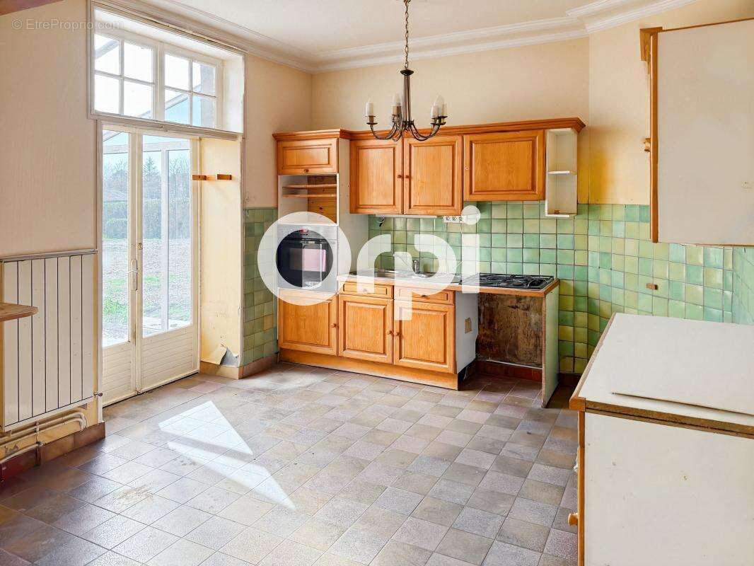 Maison à LA CAPELLE-LES-BOULOGNE