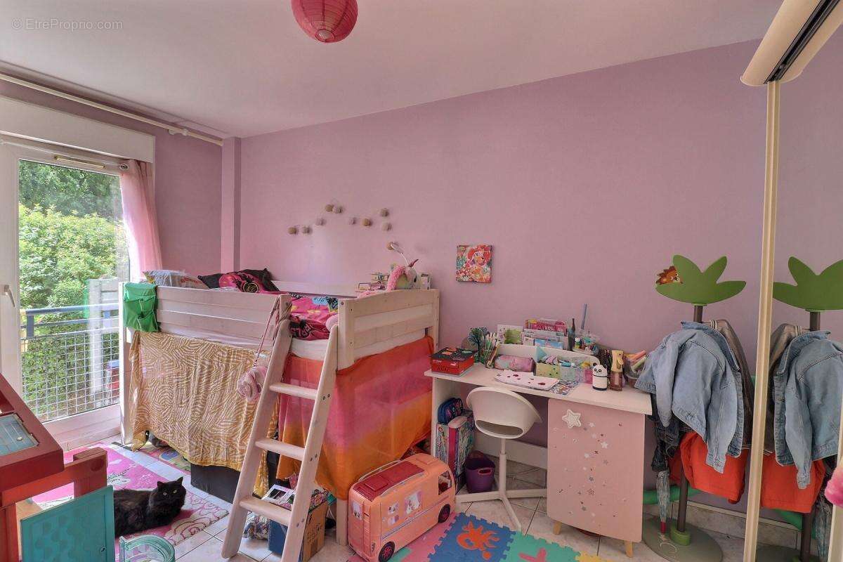 Appartement à BOUGIVAL