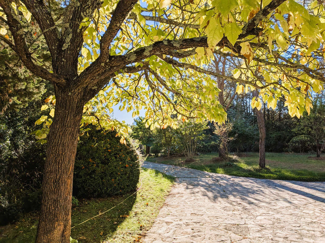 Maison à SAINT-MARTIN-DE-LONDRES
