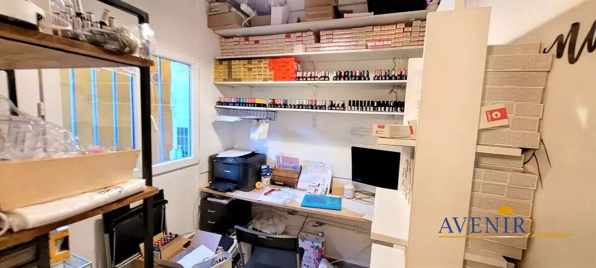 Commerce à PLAN-DE-CUQUES