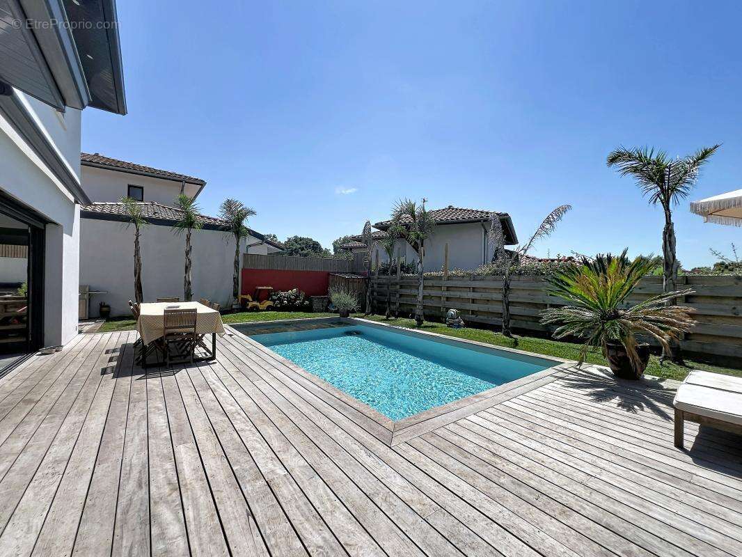 Maison 108 m² à Tosse  - photo 12