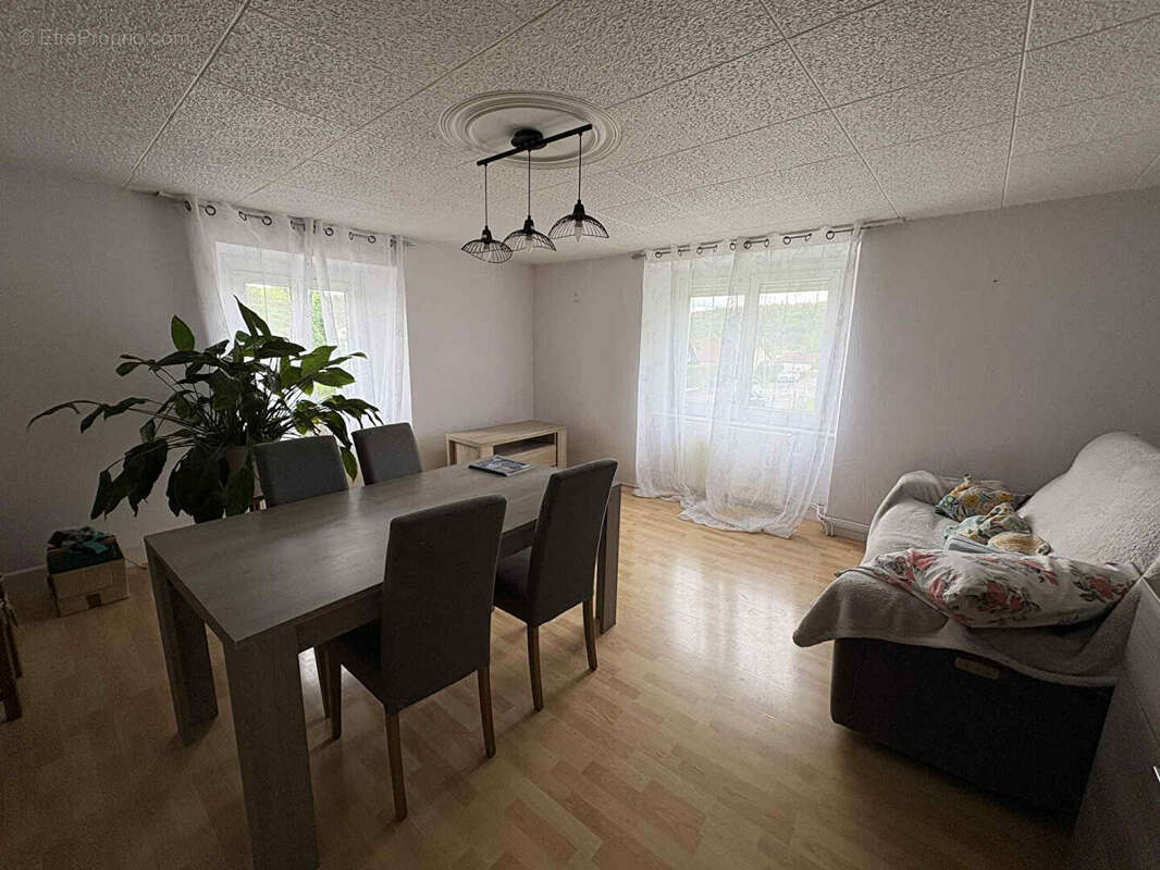 Maison à ALLONDANS