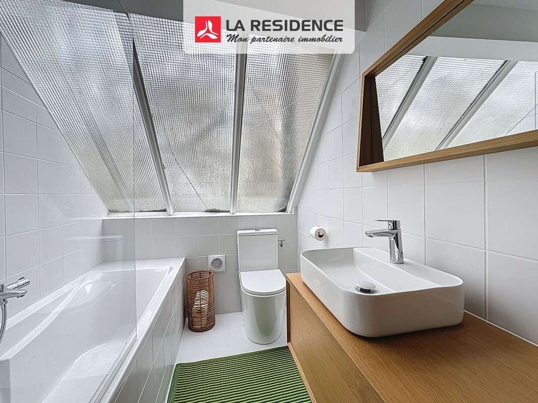 Appartement 60 m² à Paris-18e  - photo 6