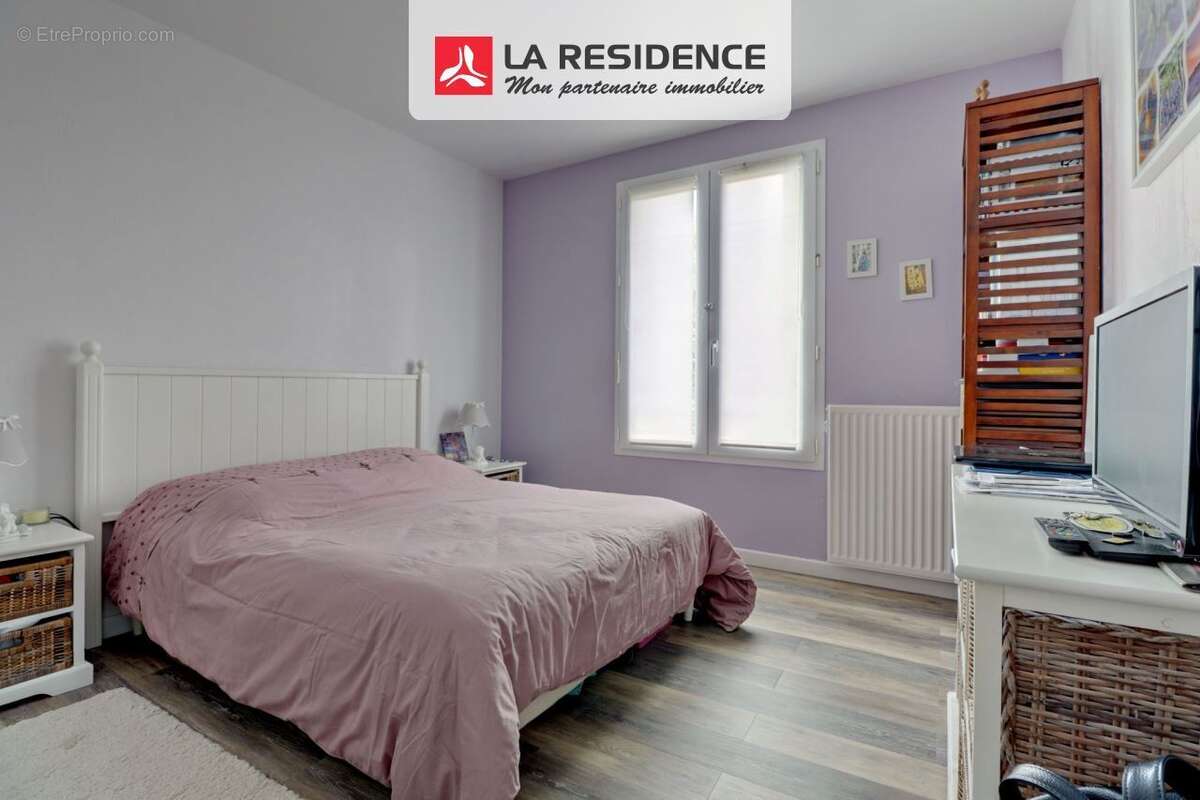 Appartement à JOUY-LE-MOUTIER