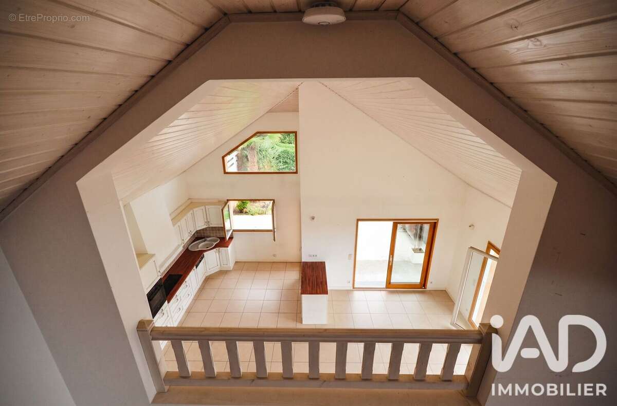 Maison 176 m² à Bossey  - photo 8