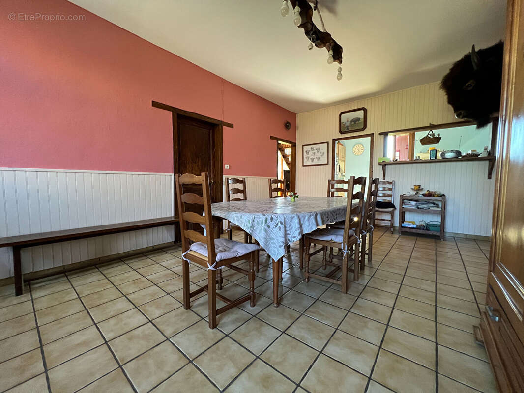 Maison à QUINSSAINES