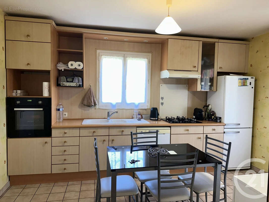 Maison à COSNE-COURS-SUR-LOIRE