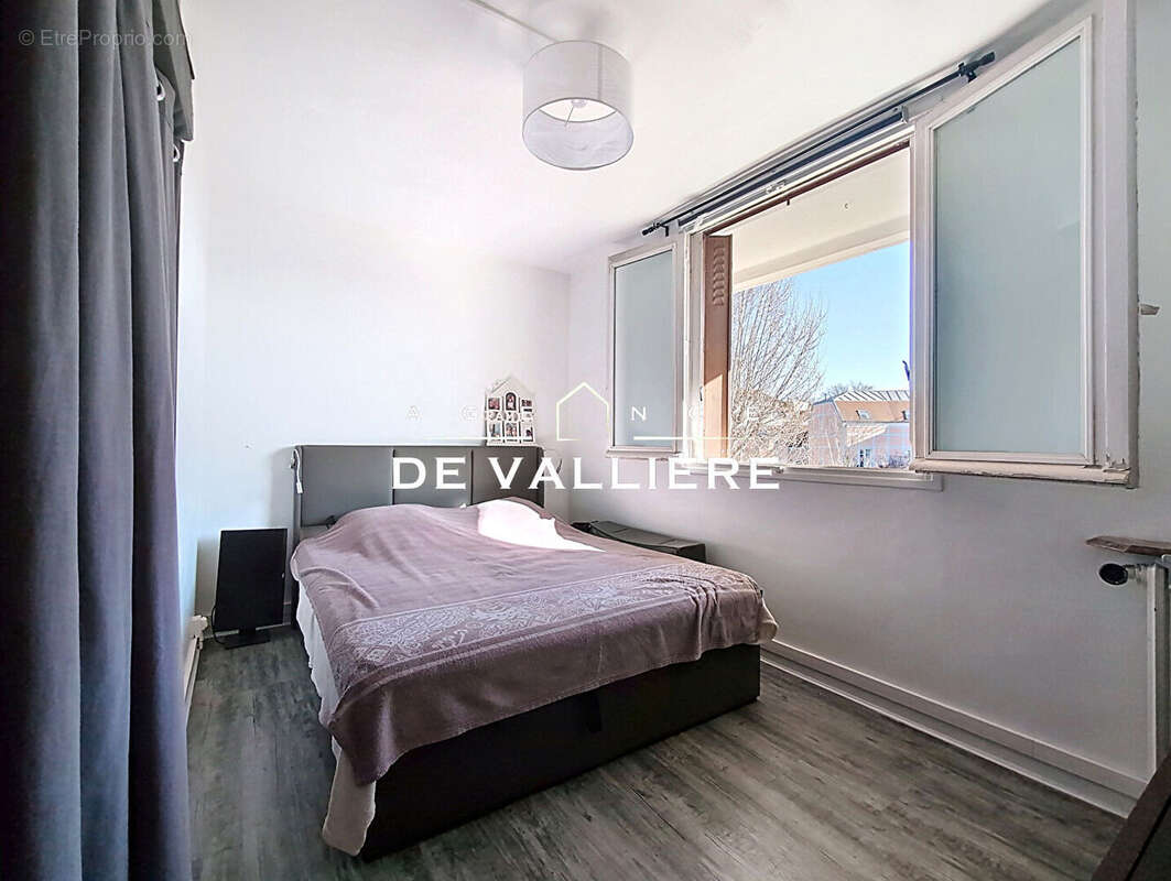 Appartement à RUEIL-MALMAISON