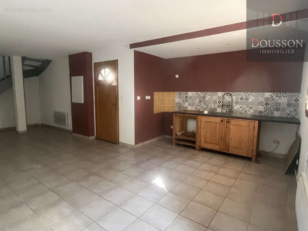 Appartement à UZES