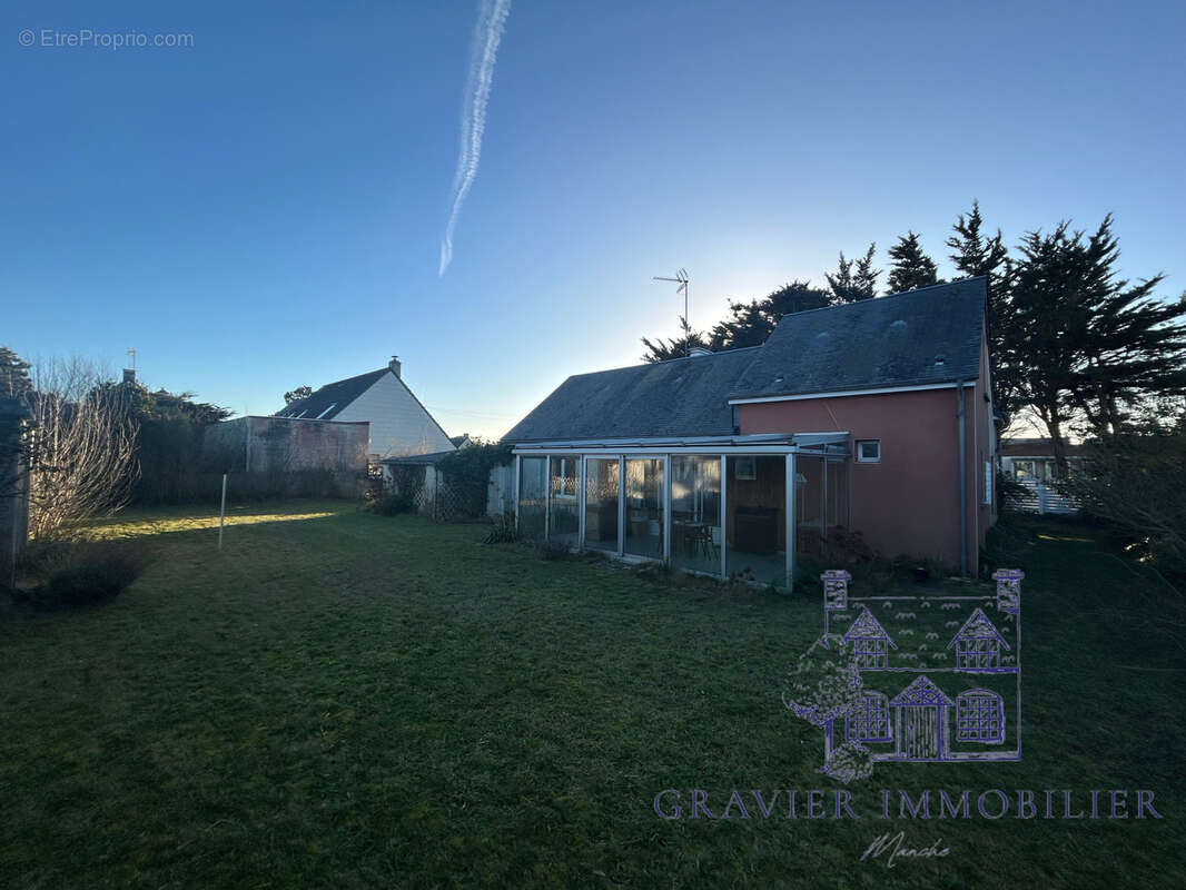 Maison à SAINT-GERMAIN-SUR-AY