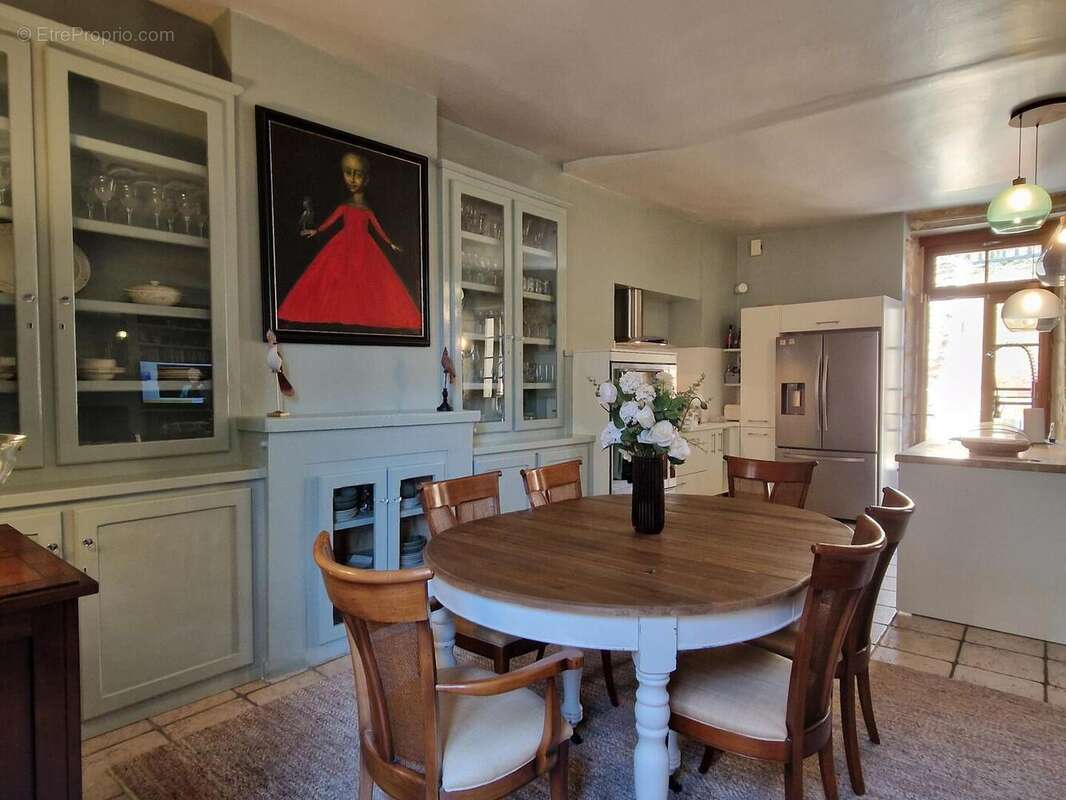 20251017152426 - Maison à LE BUGUE