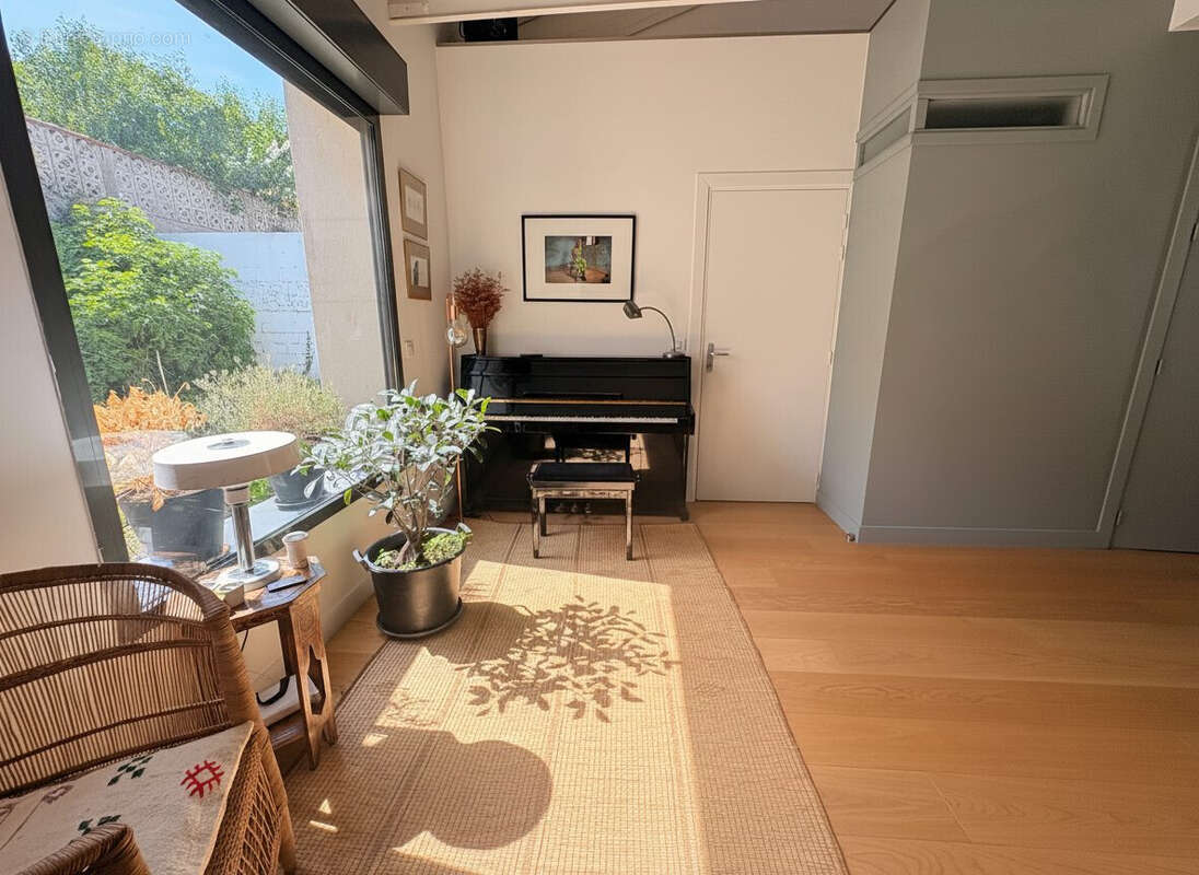 Maison 142 m² à Pantin  - photo 9
