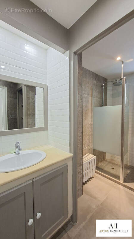 Maison 180 m² à Montelimar  - photo 8