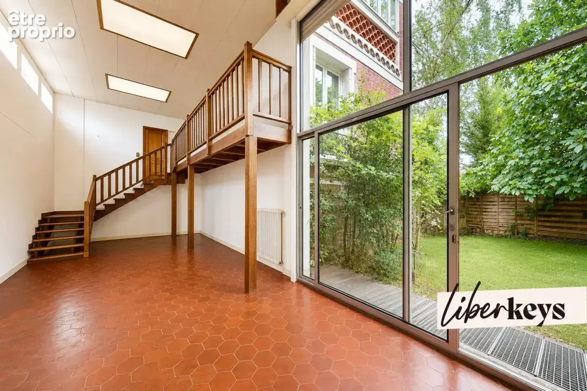Maison de caractère 200m² avec jardin, sous-sol et garage à LIvry-Gargan (93190) - photo 3