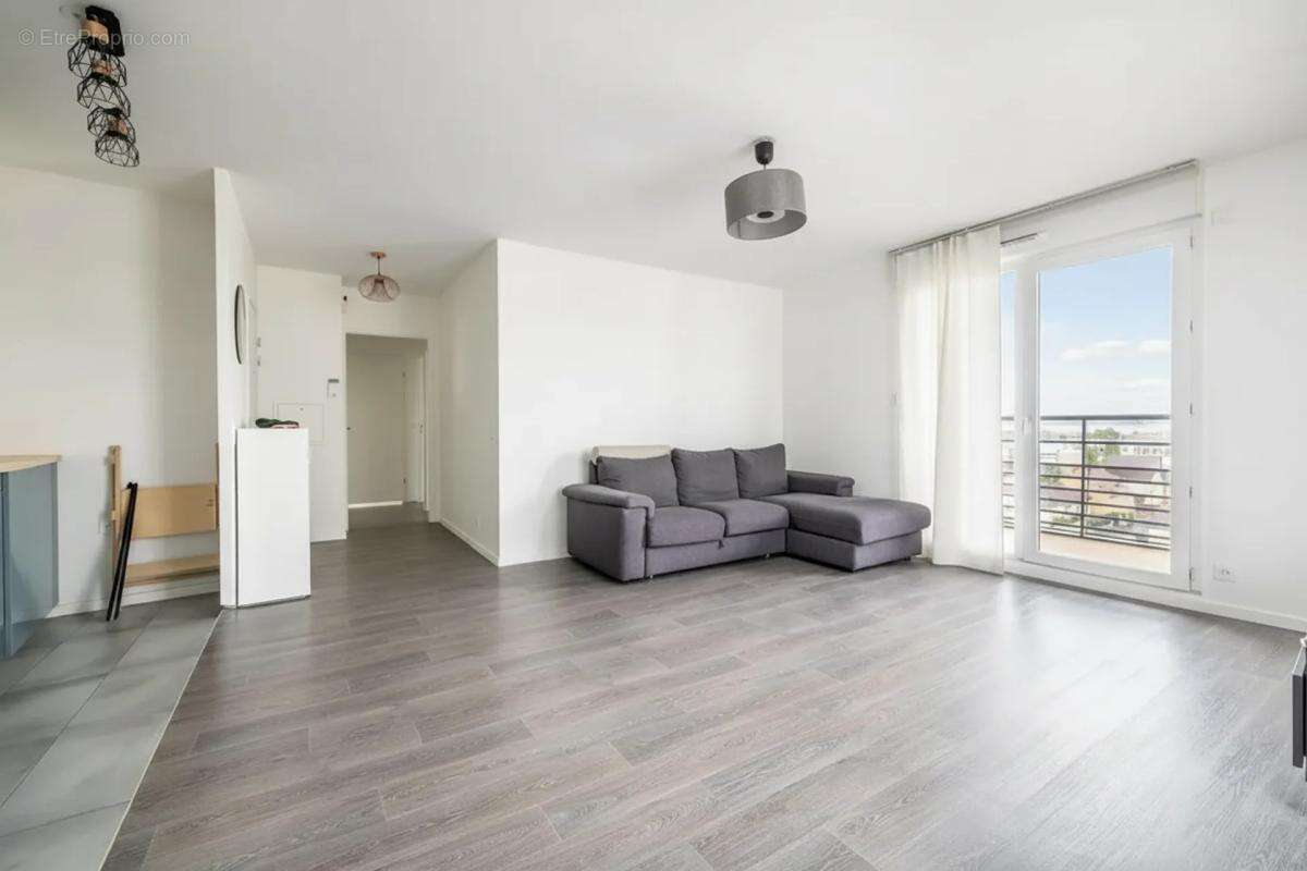 Bel appartement 3 pièces avec balcon à Savigny - photo 3