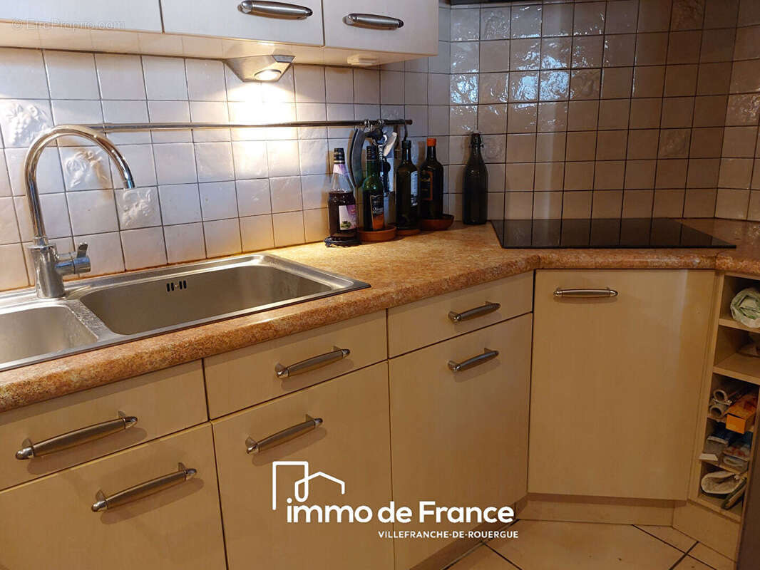 Ensemble immobilier en pierre avec terrain de 8 874 m² - photo 4