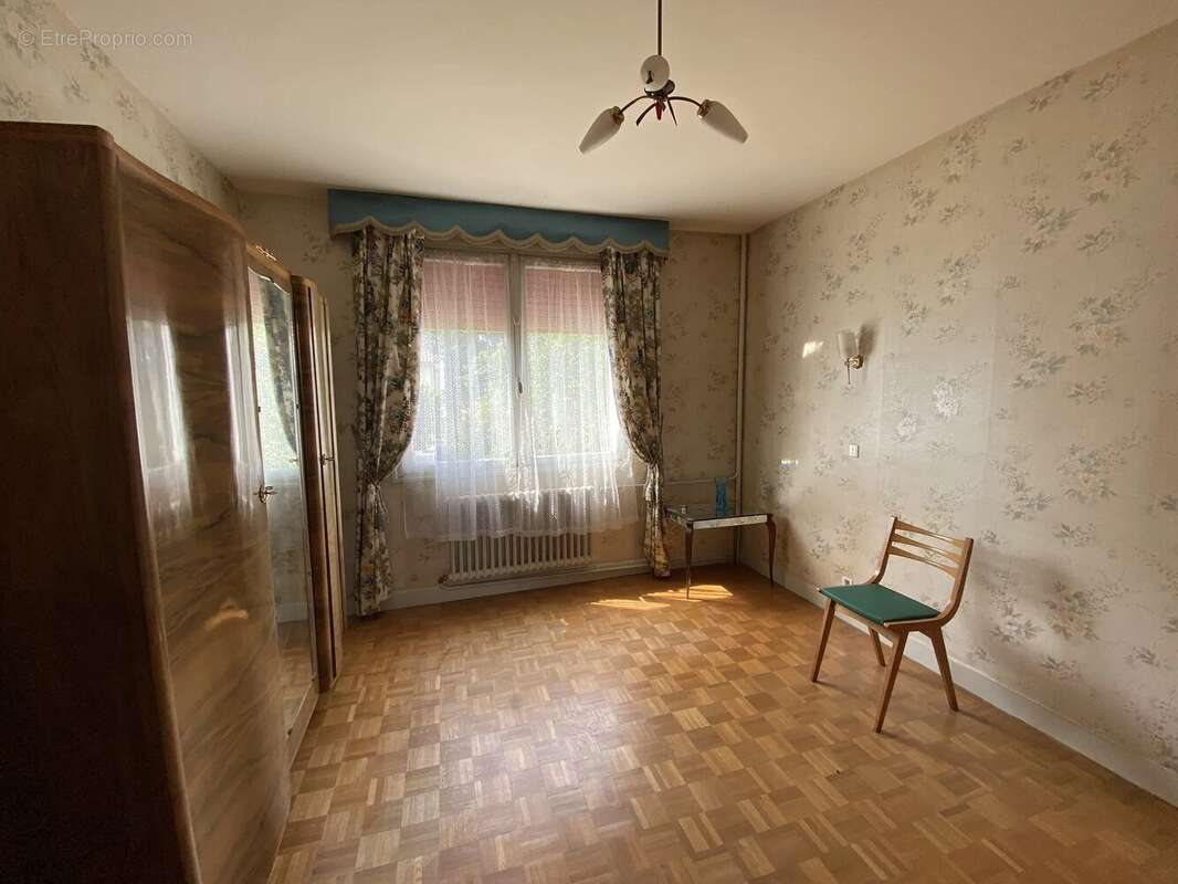 Belle maison familiale avec grand jardin à Bellac - photo 8