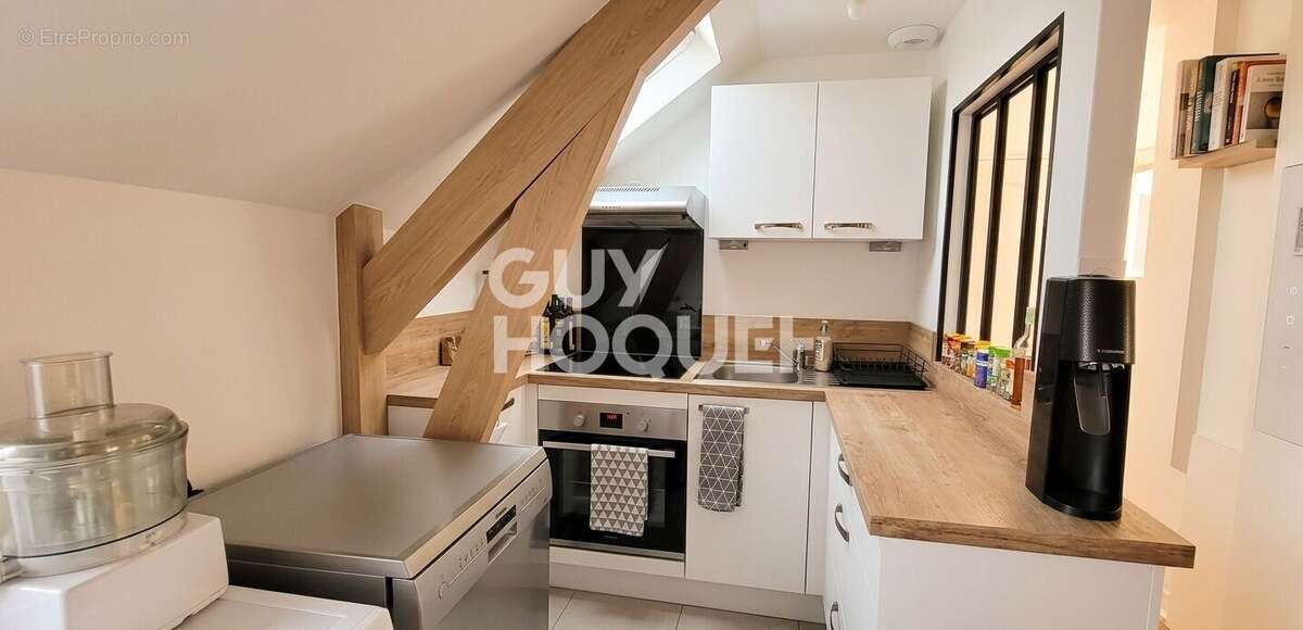 RARE sur le marché. Immeuble de rapport rénové en plein centre d'Elven - photo 9