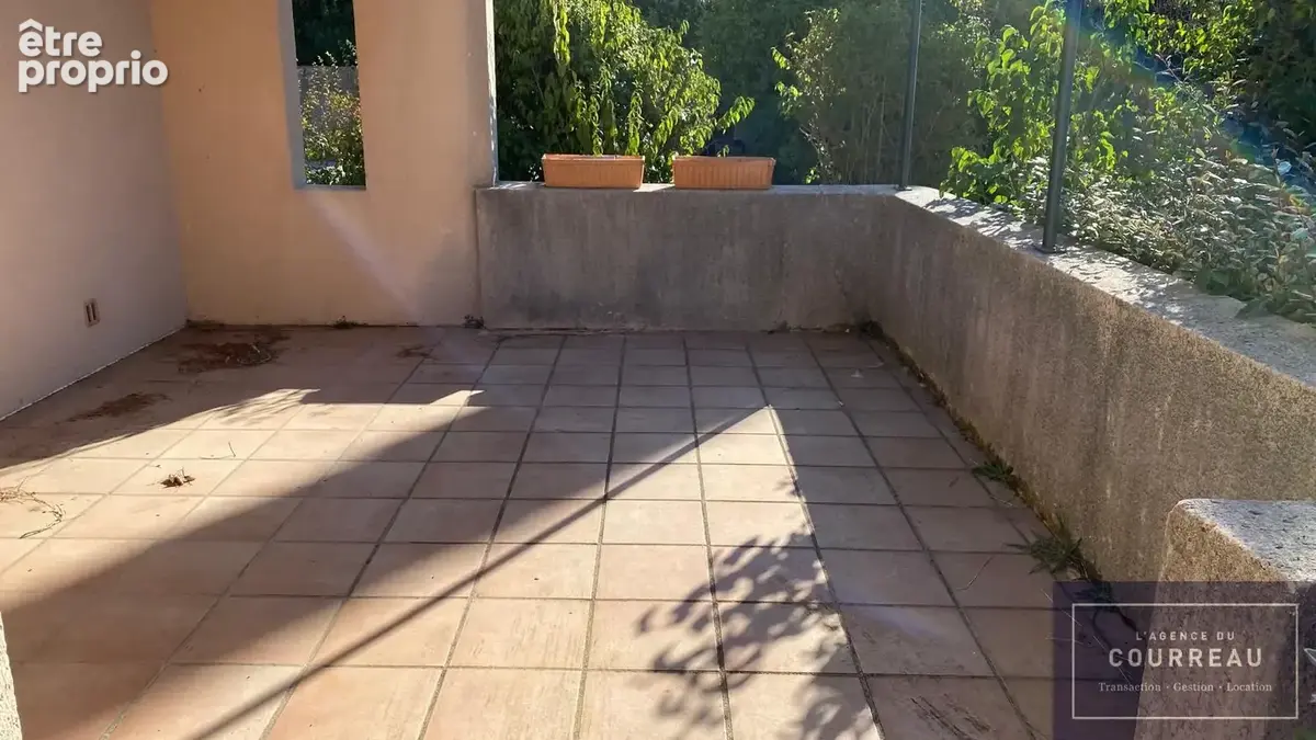 Saint-clément-de-rivière  villa avec piscine   parc arboré de 2 002 m2 - photo 31